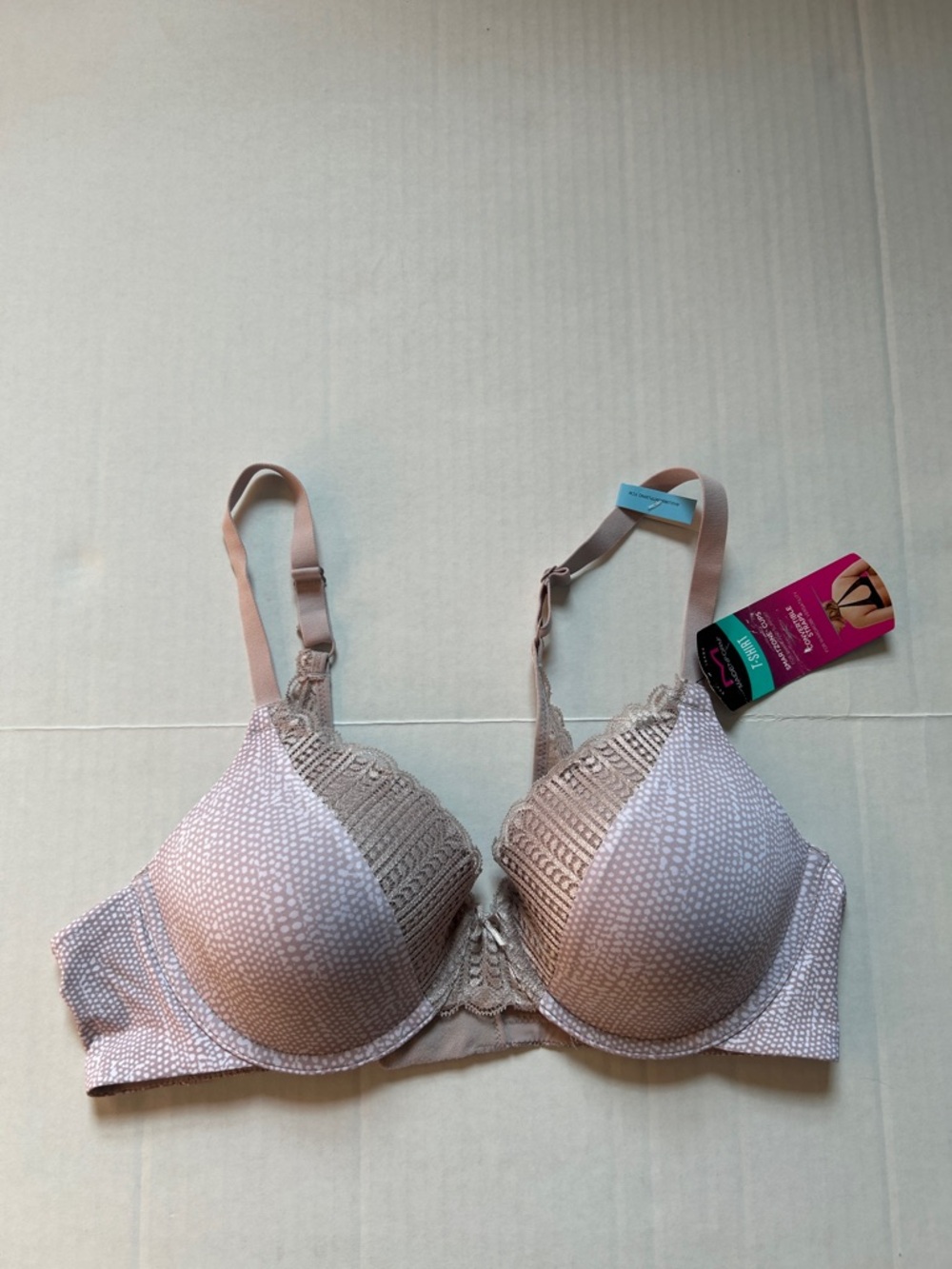 NWT Maidenform comfort devotion full coverage lace trim bra size 34C
